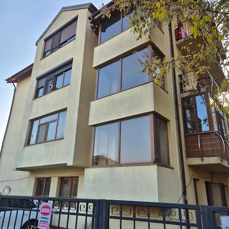 Apartment Raisa House