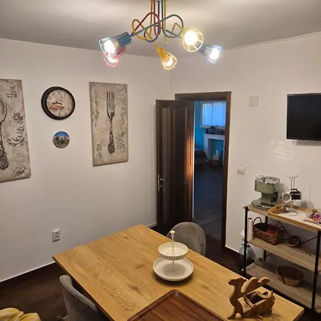 Raisa House Apartment *