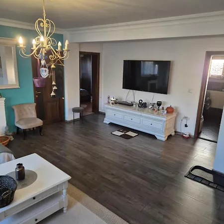 Apartment Raisa House